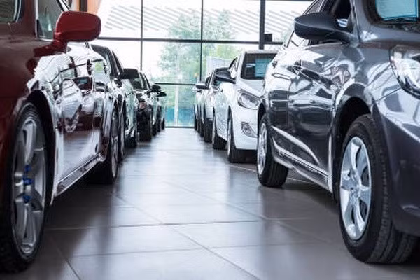 Disminuye cantidad de autos importados en Vietnam ảnh 1