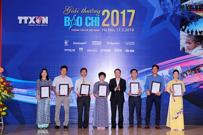 Premios de prensa de la VNA destacan creatividad de periodistas en era digital ảnh 1 Premios de prensa de la VNA destacan creatividad de periodistas en era digital ảnh 1