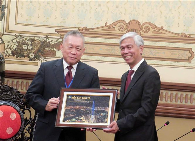 Dirigente de Ciudad Ho Chi Minh recibe a director del Instituto de Competitividad de Asia ảnh 1 Dirigente de Ciudad Ho Chi Minh recibe a director del Instituto de Competitividad de Asia ảnh 1