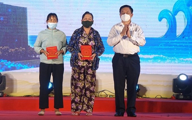 Quang Ngai organiza programa artístico "Mar, Islas - Corazón de la Patria" ảnh 1 Quang Ngai organiza programa artístico "Mar, Islas - Corazón de la Patria" ảnh 1