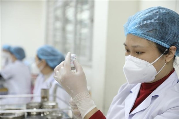 Disminuye cifra de casos diarios del COVID-19 en Vietnam ảnh 1