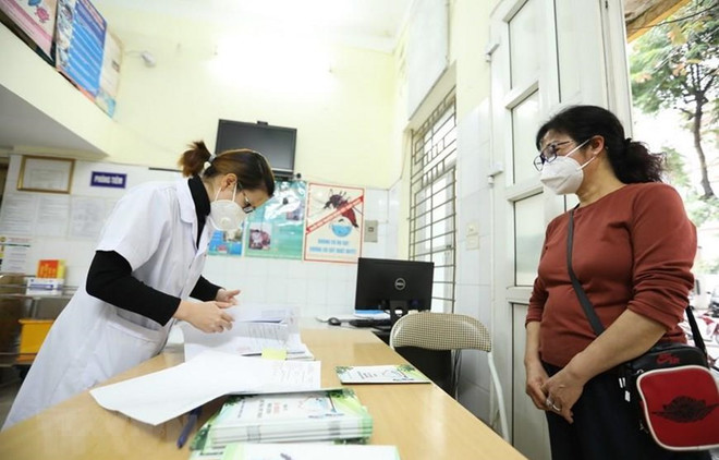 Vietnam elimina cuarentena para personas en contacto cercano con pacientes del COVID-19 ảnh 1 Vietnam elimina cuarentena para personas en contacto cercano con pacientes del COVID-19 ảnh 1