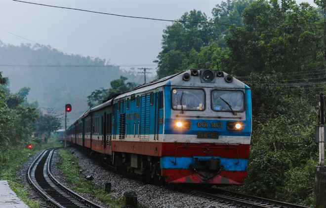 Reanudarán servicios de trenes entre Hanoi y Lao Cai tras suspensión a causa de COVID-19 ảnh 1 Reanudarán servicios de trenes entre Hanoi y Lao Cai tras suspensión a causa de COVID-19 ảnh 1