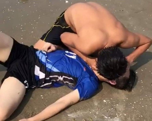 Presidente vietnamita elogia a ejemplos valientes que ayudan a salvar vidas ảnh 1 Presidente vietnamita elogia a ejemplos valientes que ayudan a salvar vidas ảnh 1