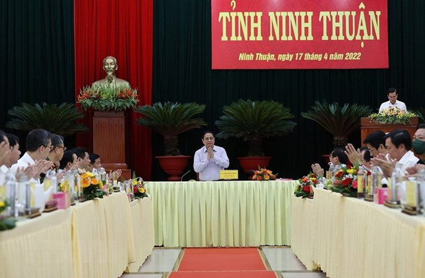Primer ministro urge a Ninh Thuan a buscar nuevos motores para el desarrollo ảnh 1