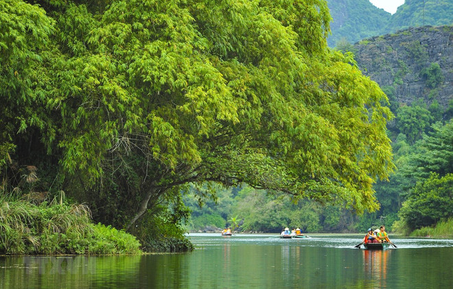 Destaca periódico malasio el auge del turismo de Vietnam ảnh 1