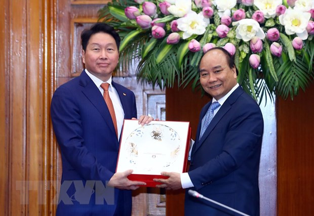 Premier vietnamita recibe al presidente del grupo surcoreano SK ảnh 1 Premier vietnamita recibe al presidente del grupo surcoreano SK ảnh 1