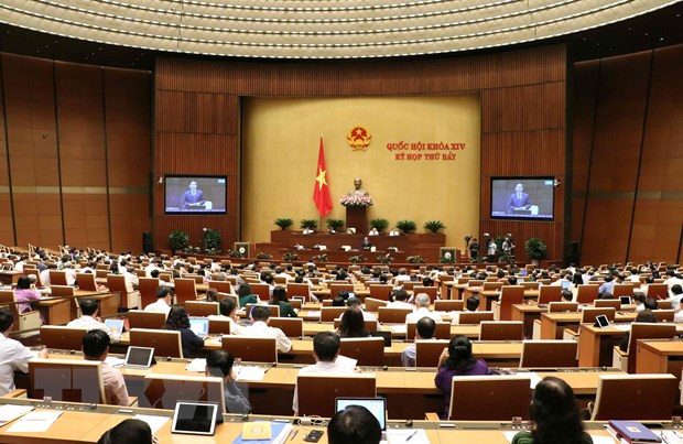 Diputados vietnamitas debaten Convenio 98 sobre derecho de sindicalización ảnh 1