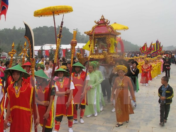 Gran concurrencia a festival Tay Thien, uno de los mayores en el norte de Vietnam ảnh 1