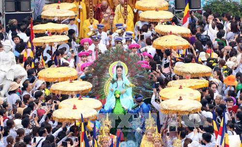 Celebran gran Festival budista en Da Nang ảnh 1 Celebran gran Festival budista en Da Nang ảnh 1