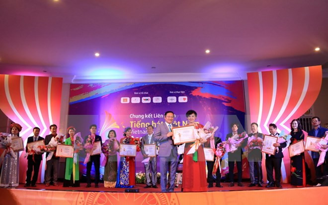 Clausuran Festival de Voz Vietnam-ASEAN en Laos ảnh 1 Clausuran Festival de Voz Vietnam-ASEAN en Laos ảnh 1