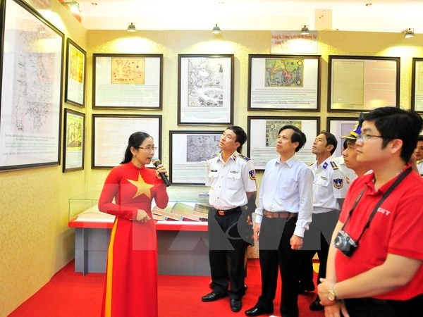 Efectúan exposición sobre soberanía de Vietnam en Hoang Sa y Truong Sa ảnh 1