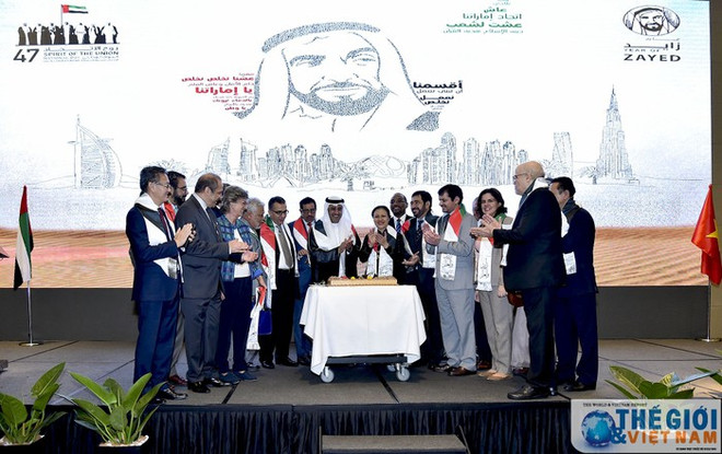 Celebran en Hanoi aniversario 47 del Día Nacional de UAE ảnh 1 Celebran en Hanoi aniversario 47 del Día Nacional de UAE ảnh 1