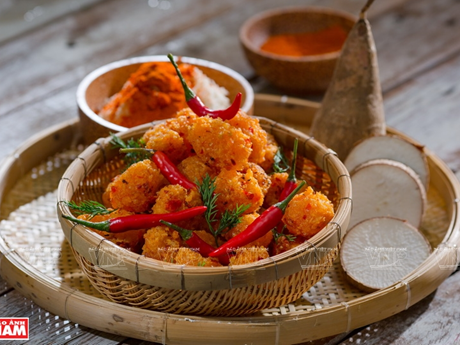 Frituras picantes de yuca, comida callejera favorita de Ciudad Ho Chi Minh ảnh 1 Frituras picantes de yuca, comida callejera favorita de Ciudad Ho Chi Minh ảnh 1