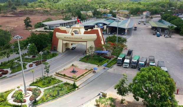 Intensifican apoyo a empresas vietnamitas para exportar productos a Laos ảnh 1