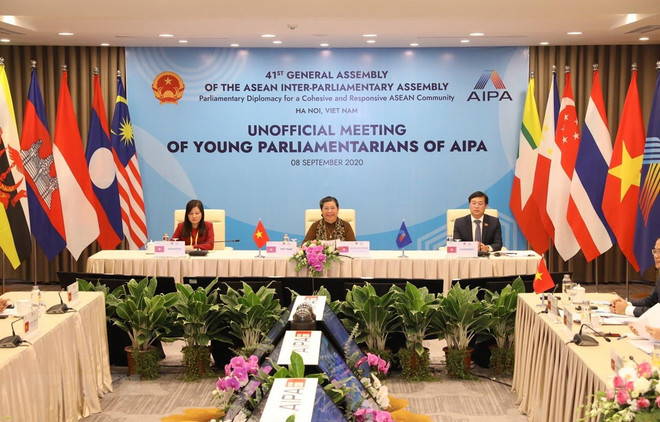 Destacan papel de jóvenes parlamentarios en construcción de Comunidad de ASEAN ảnh 1 Destacan papel de jóvenes parlamentarios en construcción de Comunidad de ASEAN ảnh 1