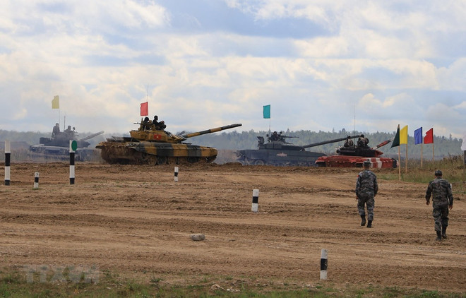 Vietnam accede a la final de Biatlón de Tanques en los Juegos Militares Internacionales 2020 ảnh 1 Vietnam accede a la final de Biatlón de Tanques en los Juegos Militares Internacionales 2020 ảnh 1