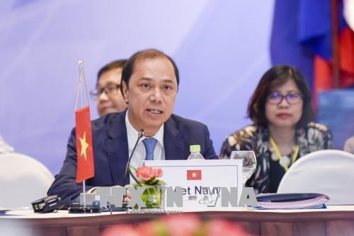 Vietnam se compromete a promover prácticamente la cooperación EAS ảnh 1 Vietnam se compromete a promover prácticamente la cooperación EAS ảnh 1