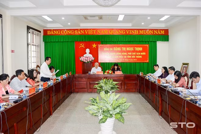 Vicepresidenta de Vietnam visita las provincias sureñas de Soc Trang y Bac Lieu ảnh 1