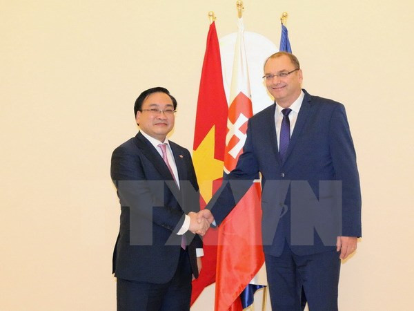 Fomentan Vietnam y Eslovaquia nexos de cooperación multifacética ảnh 1 Fomentan Vietnam y Eslovaquia nexos de cooperación multifacética ảnh 1