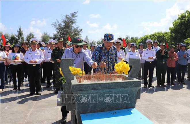 Estatua del general Vo Nguyen Giap en isla de Son Ca ảnh 3 Estatua del general Vo Nguyen Giap en isla de Son Ca ảnh 3