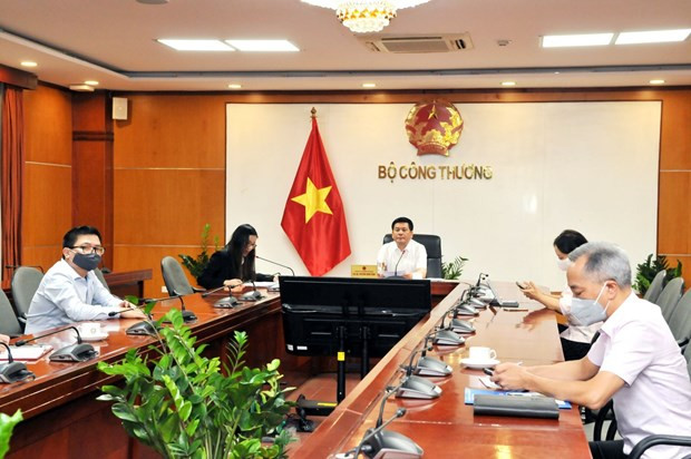 Ministro: Reanudar de manera segura cadenas de producción ảnh 1 Ministro: Reanudar de manera segura cadenas de producción ảnh 1