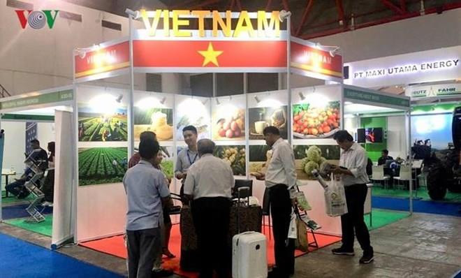 Participa Vietnam en Exposición Internacional de Maquinarias y Equipos Agrícolas de Indonesia ảnh 1