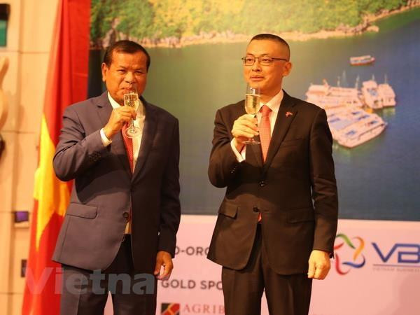 Continúan actos conmemorativos en el exterior por Día Nacional de Vietnam ảnh 1 Continúan actos conmemorativos en el exterior por Día Nacional de Vietnam ảnh 1
