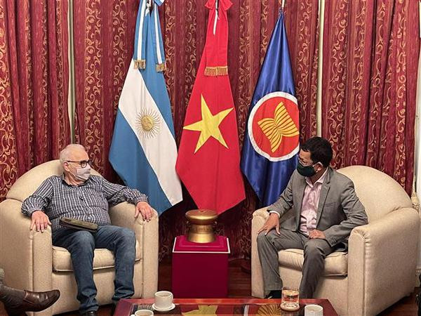 Vietnam y Argentina por enriquecer vínculos partidistas ảnh 1 Vietnam y Argentina por enriquecer vínculos partidistas ảnh 1