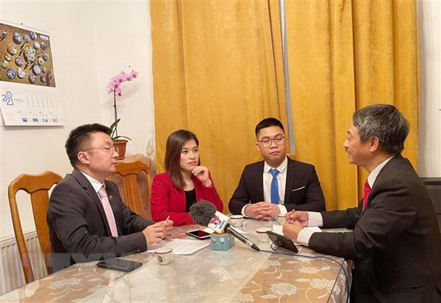 Vietnamitas en República Checa por coadyuvar al progreso de la Patria ảnh 1 Vietnamitas en República Checa por coadyuvar al progreso de la Patria ảnh 1