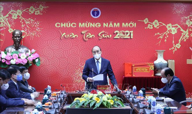 Enaltecen esfuerzos del personal médico de Vietnam en lucha antipandémica ảnh 2 Enaltecen esfuerzos del personal médico de Vietnam en lucha antipandémica ảnh 2