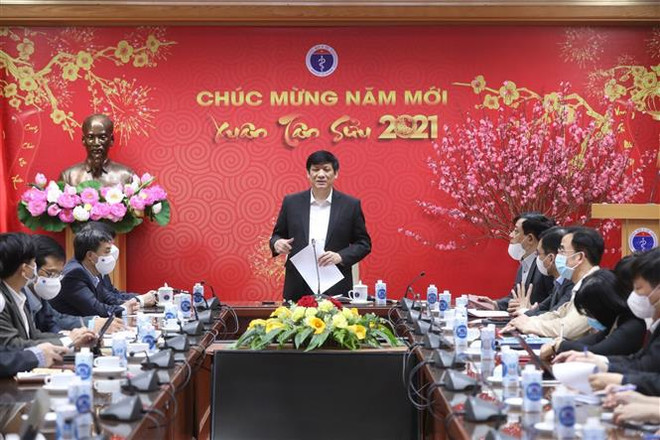 Sector de salud vietnamita realiza cambios en estrategia de prevención y control del COVID-19 ảnh 1 Sector de salud vietnamita realiza cambios en estrategia de prevención y control del COVID-19 ảnh 1