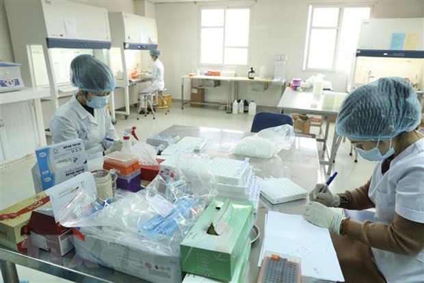 Hanoi realiza miles pruebas para detectar COVID-19 ảnh 1 Hanoi realiza miles pruebas para detectar COVID-19 ảnh 1