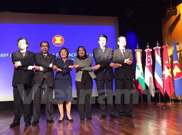 Conmemoran 49 aniversario de ASEAN en Argentina ảnh 1 Conmemoran 49 aniversario de ASEAN en Argentina ảnh 1