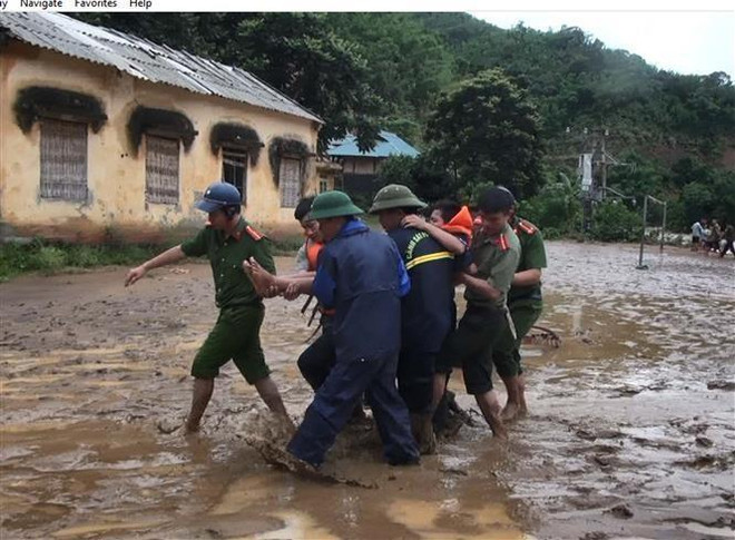 Registra Vietnam al menos cinco muertos por tormenta Wipha ảnh 1