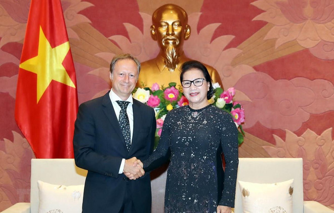 Aboga presidenta del Parlamento vietnamita por pronta ratificación de acuerdos firmados con la UE ảnh 1 Aboga presidenta del Parlamento vietnamita por pronta ratificación de acuerdos firmados con la UE ảnh 1