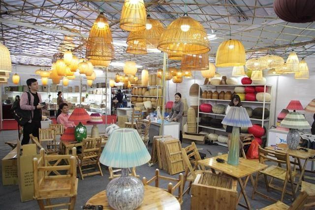 Presentarán en feria Hanoi Gift Show 2019 amplia muestra de artesanías vietnamitas ảnh 1 Presentarán en feria Hanoi Gift Show 2019 amplia muestra de artesanías vietnamitas ảnh 1