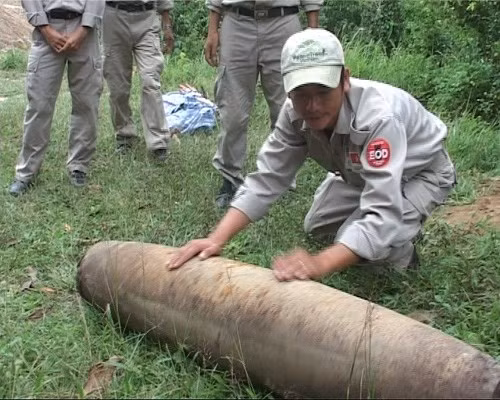Desactivan bomba de 200 kilogramos en Quang Tri ảnh 1 Desactivan bomba de 200 kilogramos en Quang Tri ảnh 1