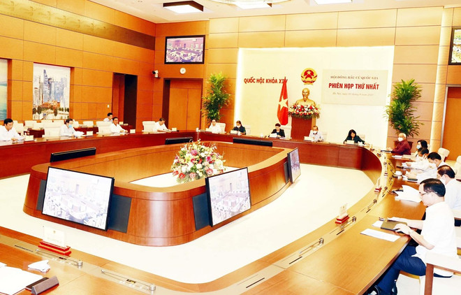 Presidenta del Parlamento vietnamita preside primera reunión del Consejo Electoral Nacional ảnh 1 Presidenta del Parlamento vietnamita preside primera reunión del Consejo Electoral Nacional ảnh 1