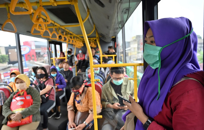 Indonesia anuncia asistencia en efectivo a 13,8 millones de trabajadores ảnh 1