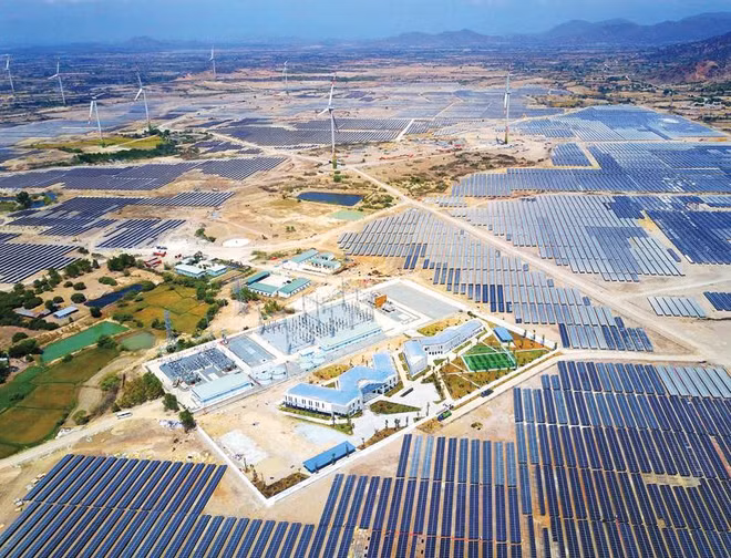 Provincias altiplanas de Vietnam captan inversiones en proyectos de energía renovable ảnh 1