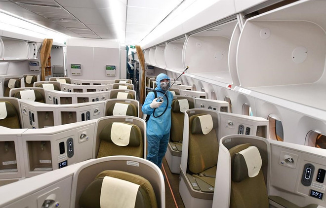 Vietnam Airlines aplica medidas más estrictas de prevención del COVID-19 ảnh 1 Vietnam Airlines aplica medidas más estrictas de prevención del COVID-19 ảnh 1