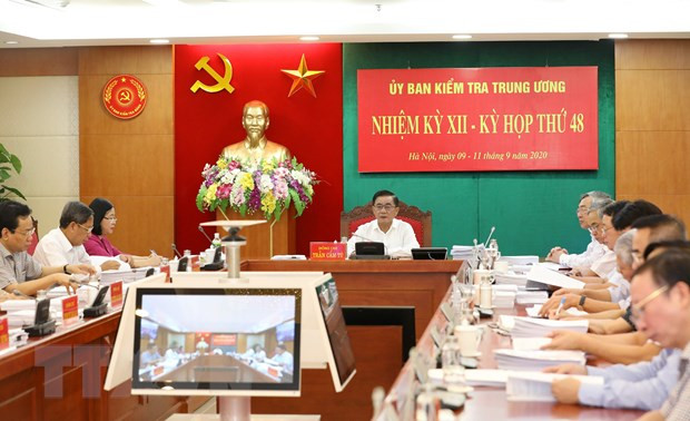 Partido Comunista de Vietnam examina expulsión de exdirigentes de Da Nang de sus filas ảnh 1 Partido Comunista de Vietnam examina expulsión de exdirigentes de Da Nang de sus filas ảnh 1