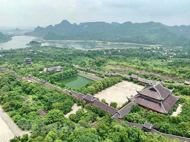 Destinos atractivos en la provincia norvietnamita de Ninh Binh en días festivos de primavera ảnh 4 Destinos atractivos en la provincia norvietnamita de Ninh Binh en días festivos de primavera ảnh 4