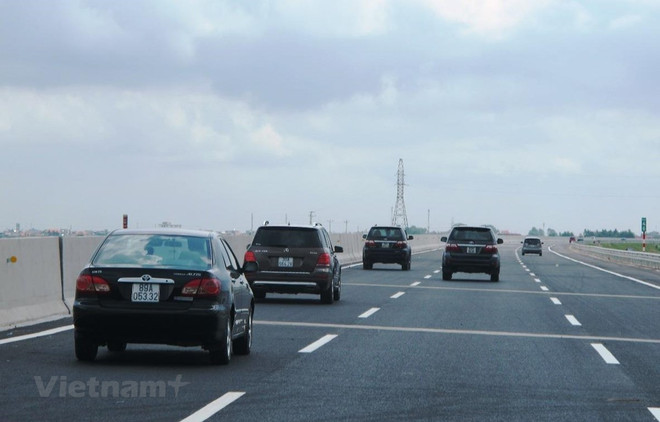 Construirán más de cuatro mil kilómetros de autopista en Vietnam durante la próxima década ảnh 1 Construirán más de cuatro mil kilómetros de autopista en Vietnam durante la próxima década ảnh 1
