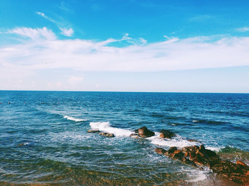 Bai Dong, una playa inexplorada en el centro de Vietnam ảnh 1  Bai Dong, una playa inexplorada en el centro de Vietnam ảnh 1