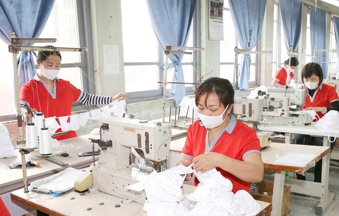 Proponen mantener sueldo mínimo regional de trabajadores vietnamitas en 2021 ảnh 1 Proponen mantener sueldo mínimo regional de trabajadores vietnamitas en 2021 ảnh 1