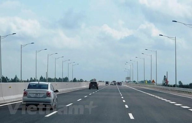Viceprimer ministro: Vietnam tendrá tres mil kilométros de carreteras en etapa 2021-2030 ảnh 1 Viceprimer ministro: Vietnam tendrá tres mil kilométros de carreteras en etapa 2021-2030 ảnh 1