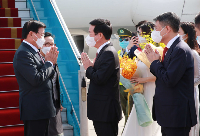 Máximo dirigente de Laos inicia visita oficial a Vietnam ảnh 1 Máximo dirigente de Laos inicia visita oficial a Vietnam ảnh 1