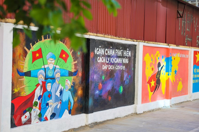 Lanzan en Hanoi proyecto de propaganda sobre lucha contra COVID-19 ảnh 1